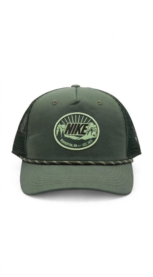 NIKE TRUCKER HAT