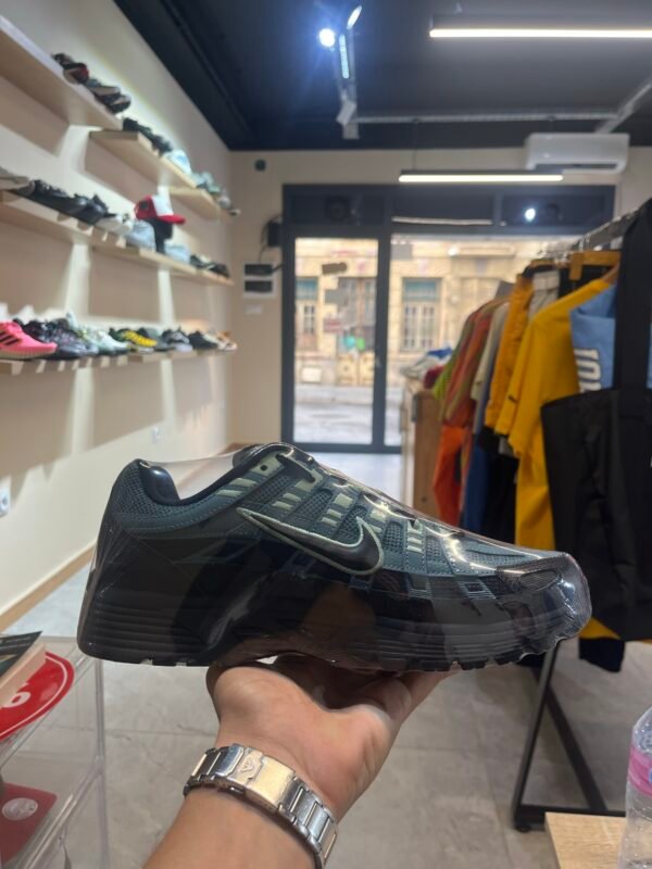 Nike P6000